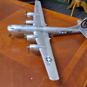 Model Boeing B-29 Superfortress Bomber "Enola Gay" 1/72 scale